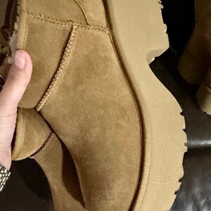 (2 pairs) UGG Women's Brown New Heights